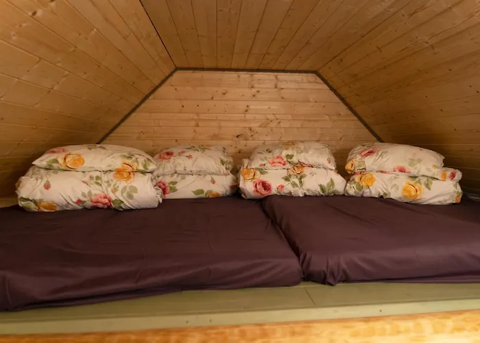 Ansomaee Puhkeala Jaervemaja