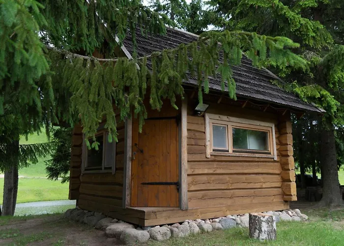 Ansomaee Puhkeala Jaervemaja Дом отдыха