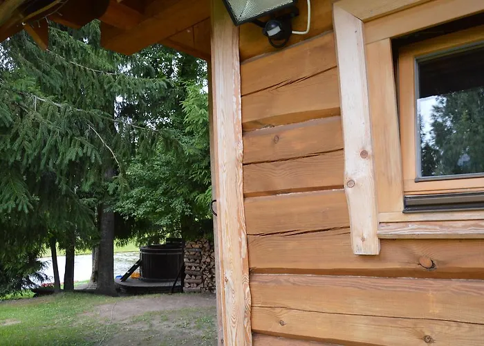 Ansomaee Puhkeala Jaervemaja Дом отдыха *